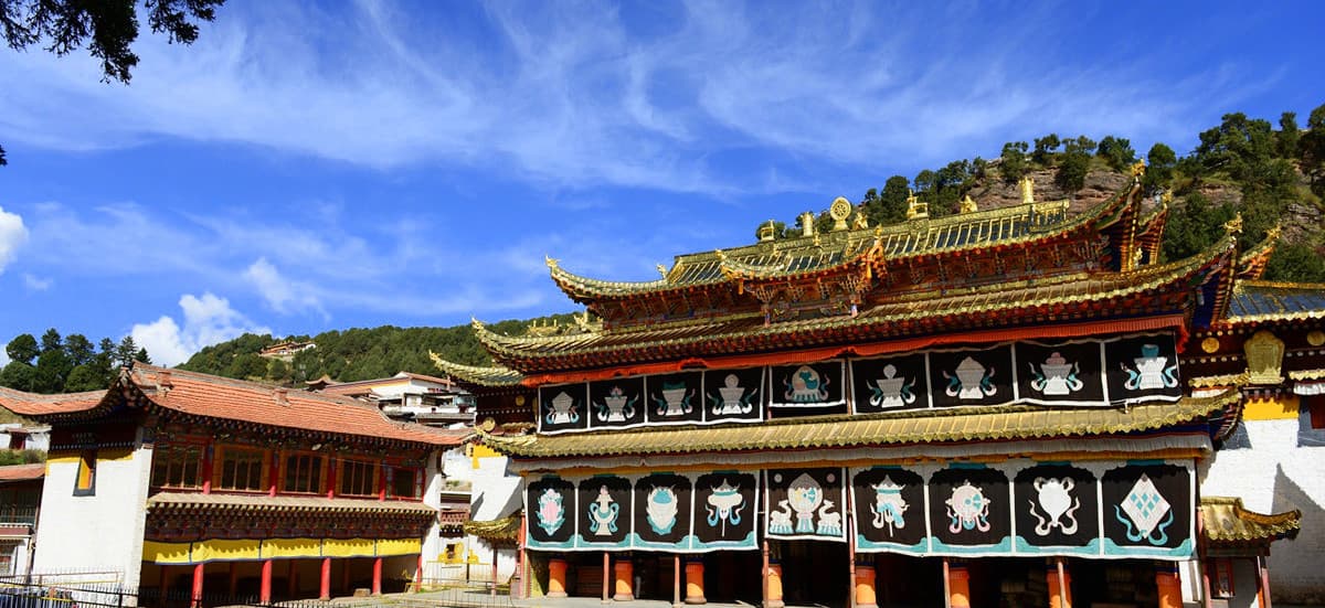Top Monasteries to visit in Tibet